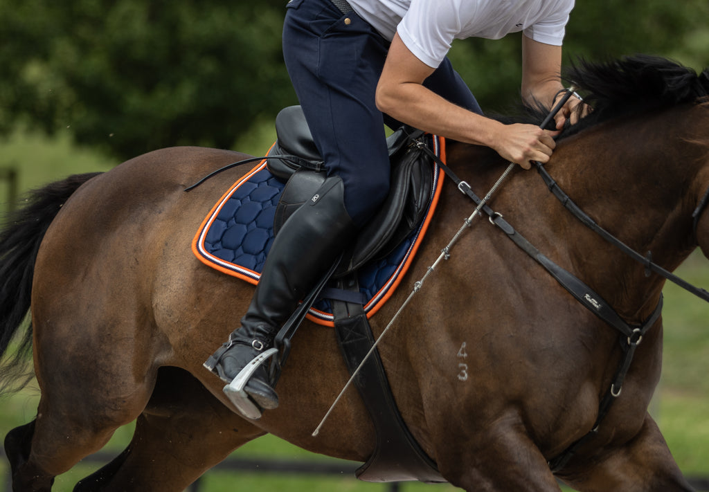 L Jump Cut Saddle Pad