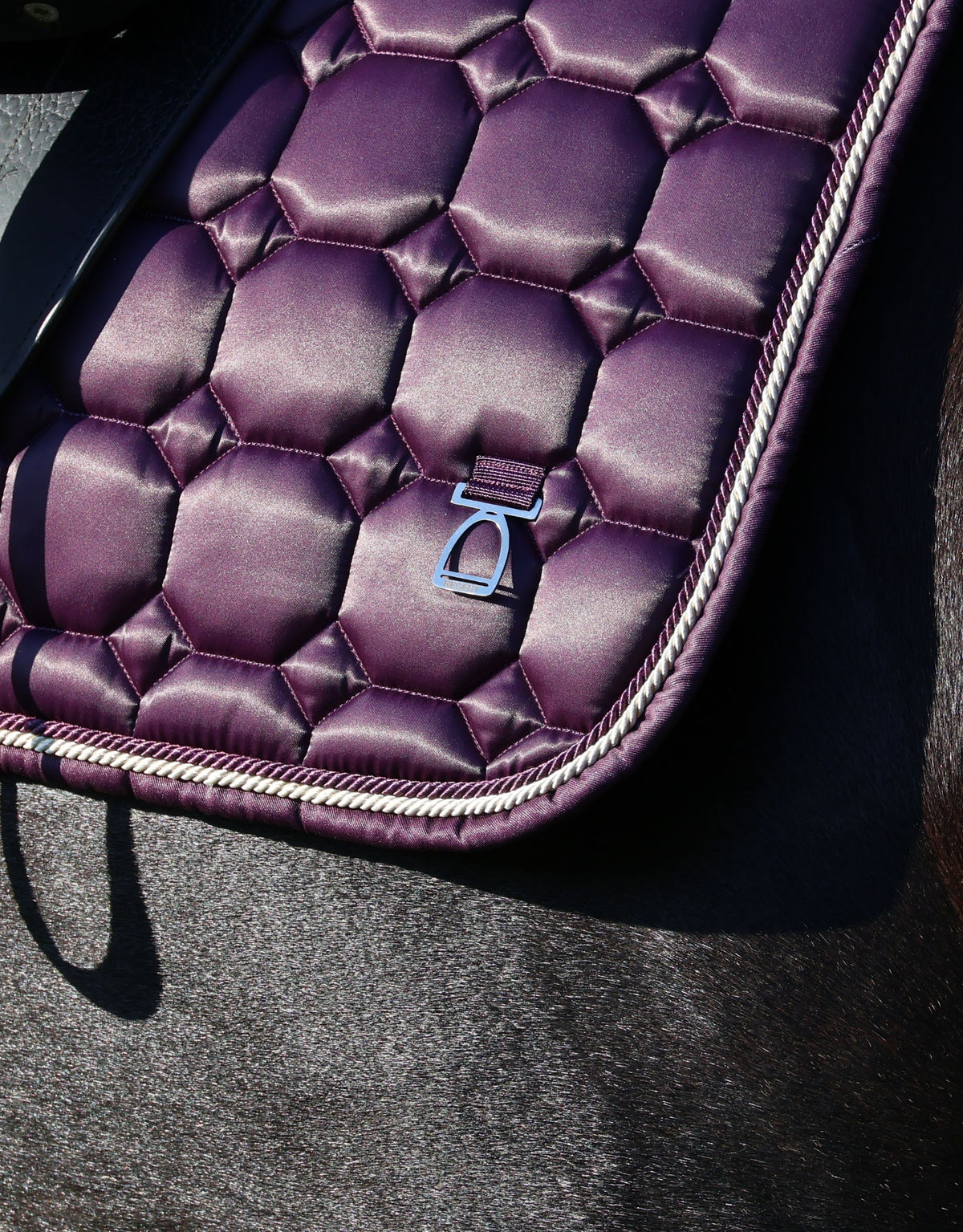 Marquis Dressage Saddle Pad – Bordeaux